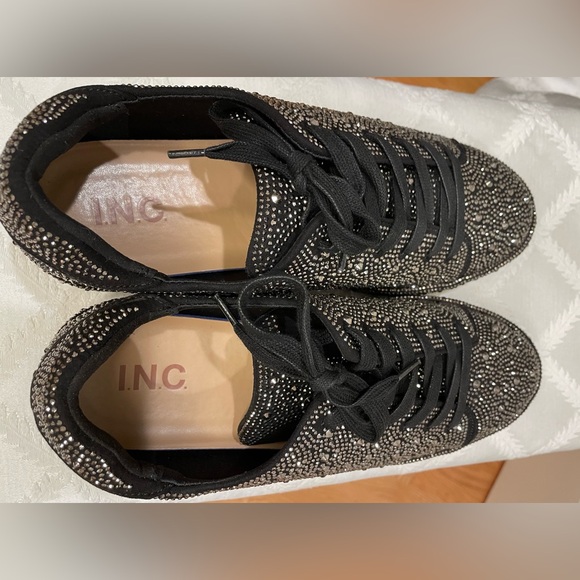INC “Lolaf Pewter Bling” Size 10 Tennis Shoes - Picture 2 of 8